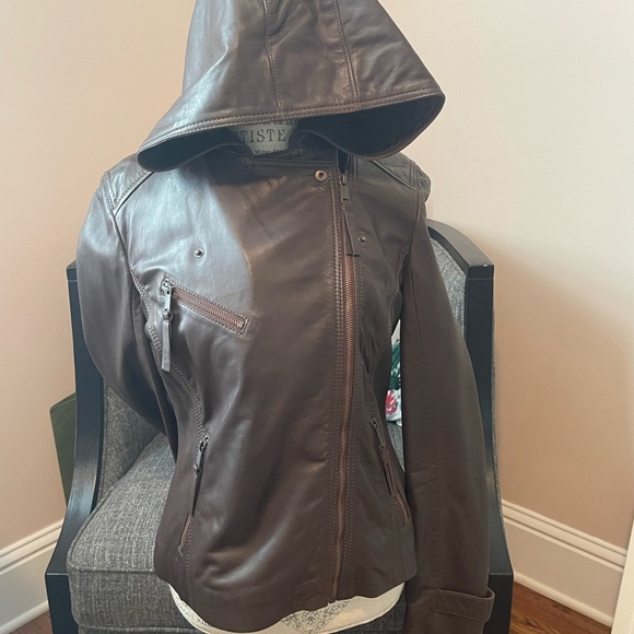 NWT vantage USA genuine leather jacket. Brand new Never used.size medium. - Picture 8 of 13